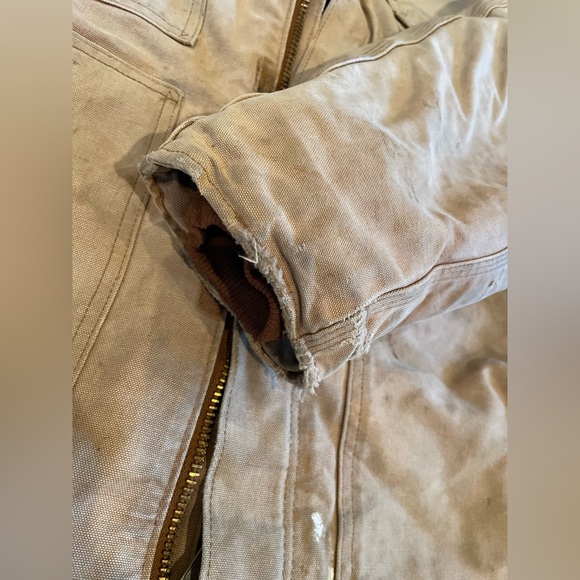 Vintage Carhartt Jacket Blanket
Lined Made in USA Size 46 Regular - Picture 5 of 7